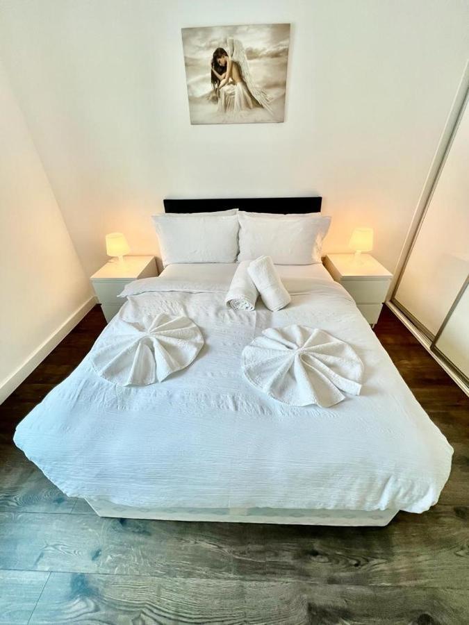 Апартаменты Immaculate Flat In West Кройдон Экстерьер фото